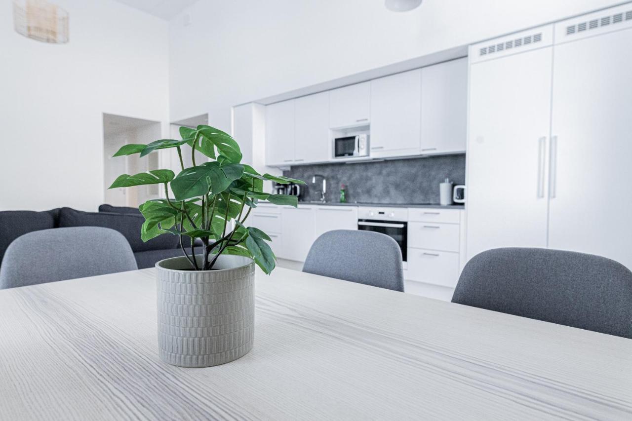 Sleepwell Apartments Malaga With Private Sauna And Parking Helsinki Extérieur photo